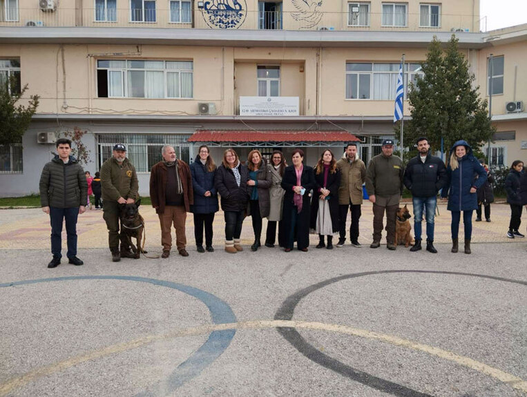 Η θηροφυλακή της Γ’ΚΟΠ σε σχολείο στο Άργος