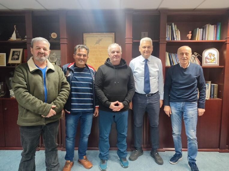 Συνάντηση με τον αντιπεριφερειάρχη πολιτικής προστασίας